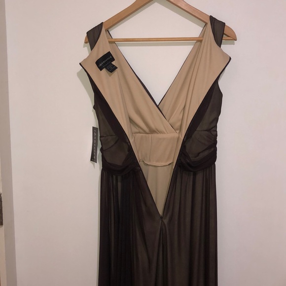 Sleeveless sheer brown calf length dress Size 10 - Picture 7 of 9